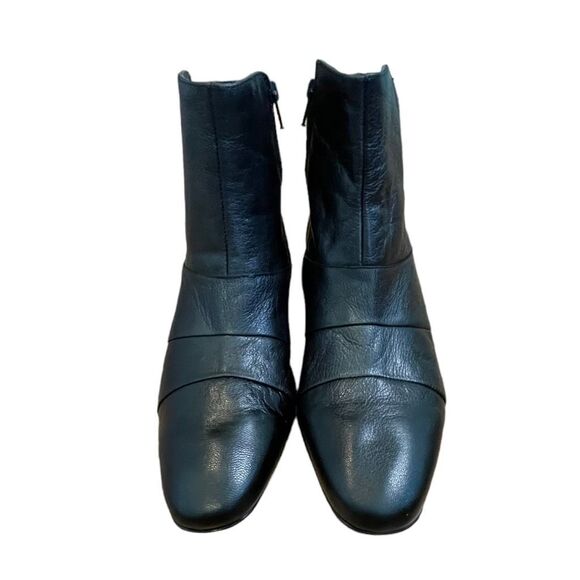 MIXED WIDTH Munro Faith Ankle Boots Black Calf Leather Round Toe Bootie 9.5 W - Picture 3 of 10